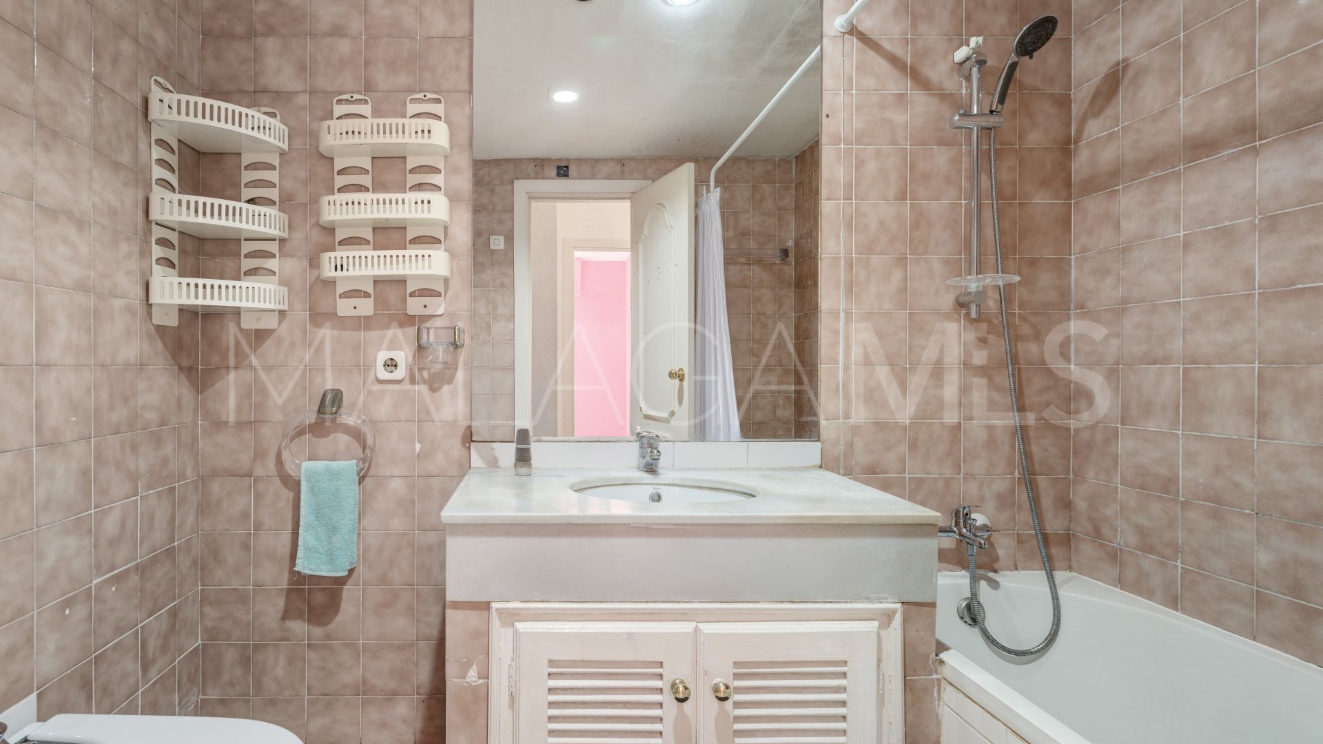 Lägenhet for sale in Marbella City
