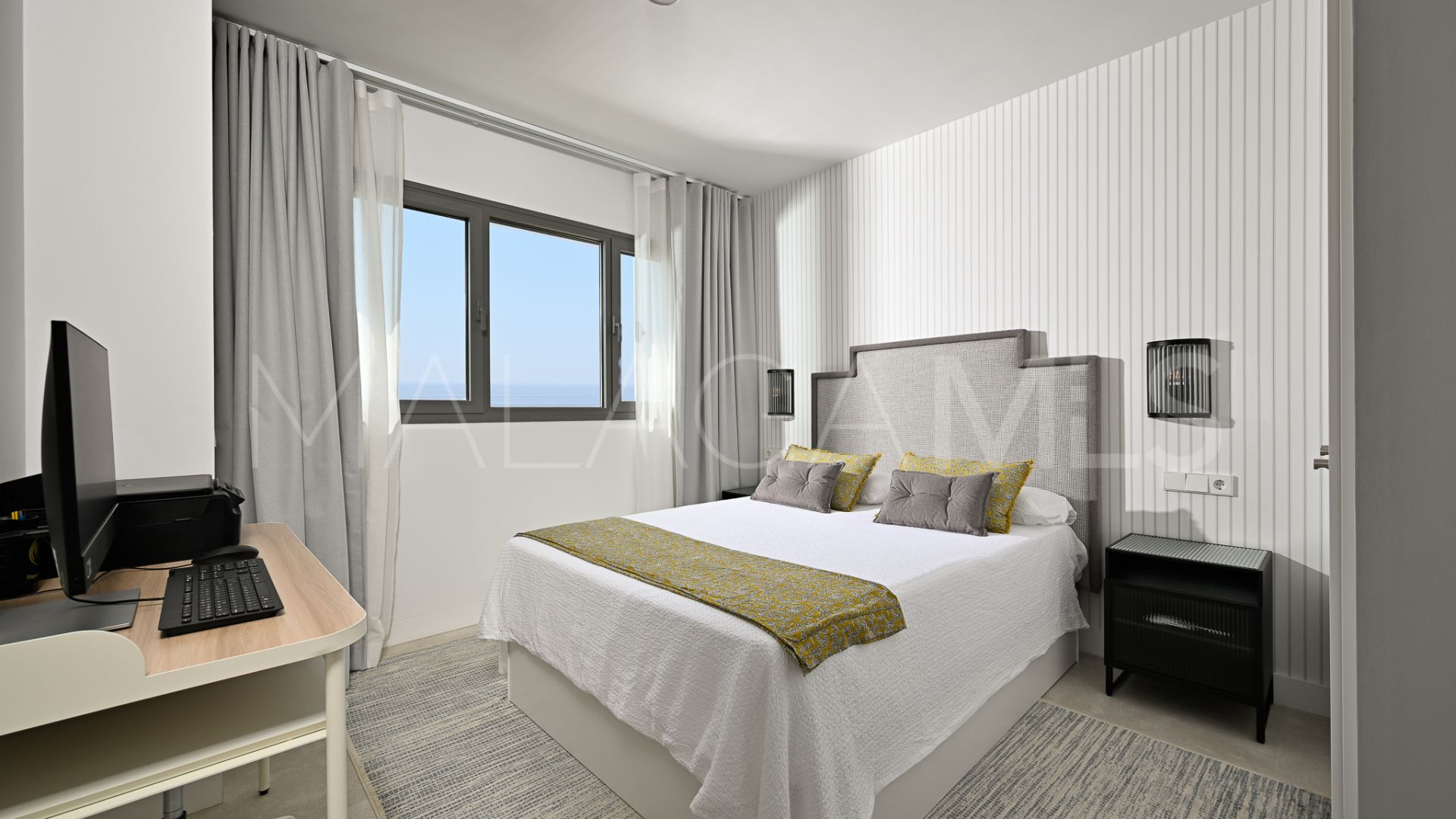 For sale town house in El Chaparral with 3 bedrooms