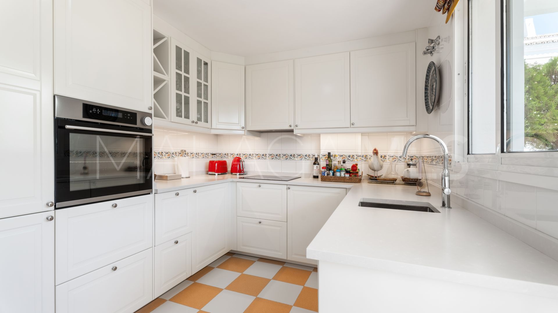 Zweistöckiges penthouse for sale in Nueva Andalucia