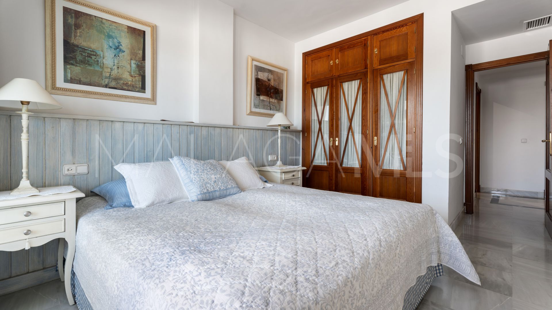 Zweistöckiges penthouse for sale in Nueva Andalucia