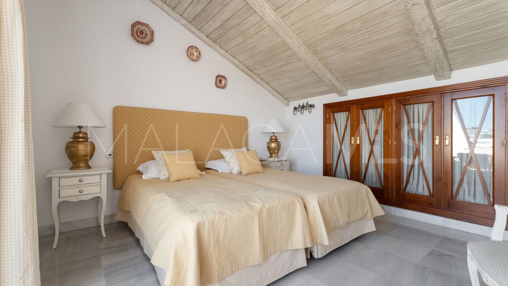 Zweistöckiges penthouse for sale in Nueva Andalucia