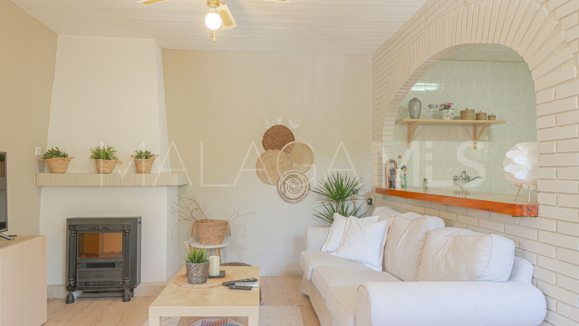 Villa for sale in Alhaurin de la Torre