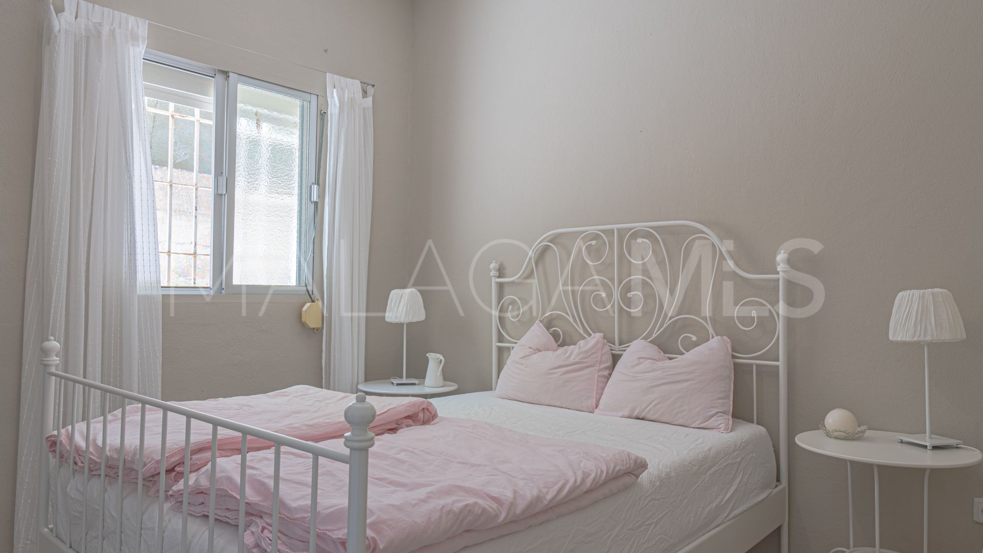 Villa for sale in Alhaurin de la Torre
