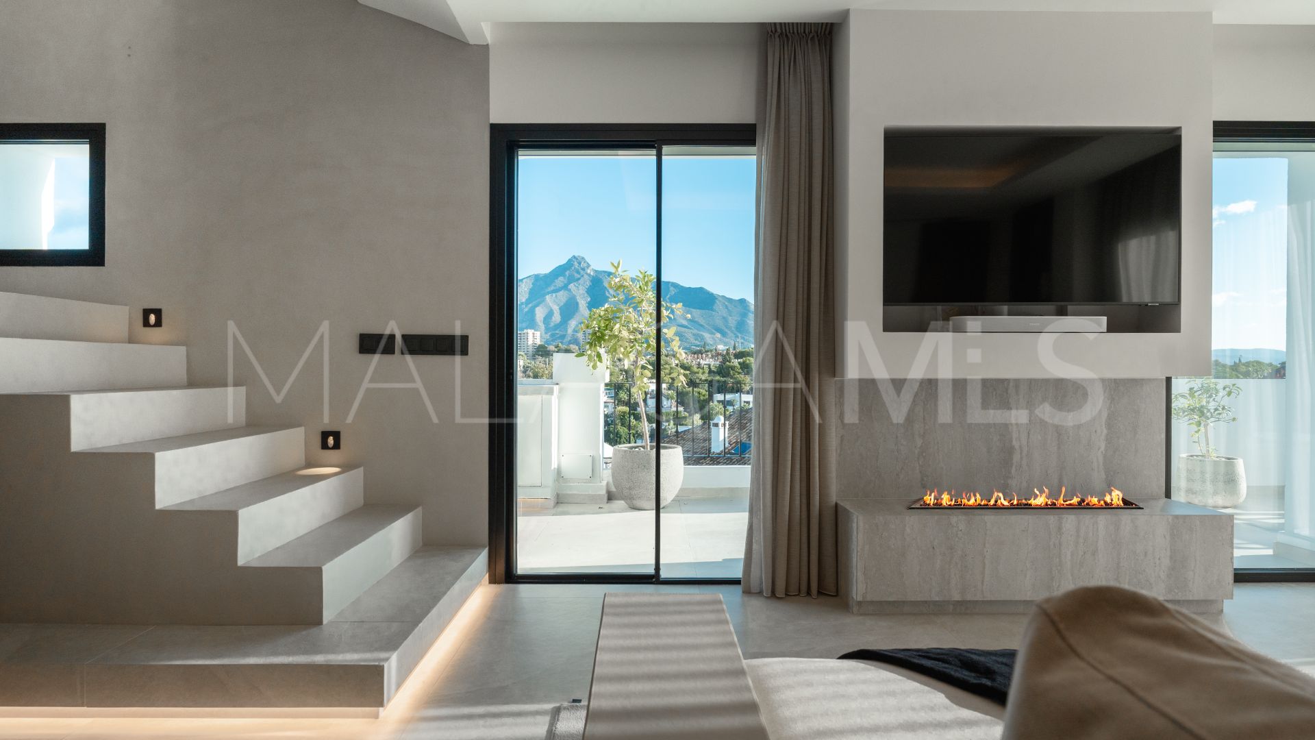 Zweistöckiges penthouse for sale in Las Lolas