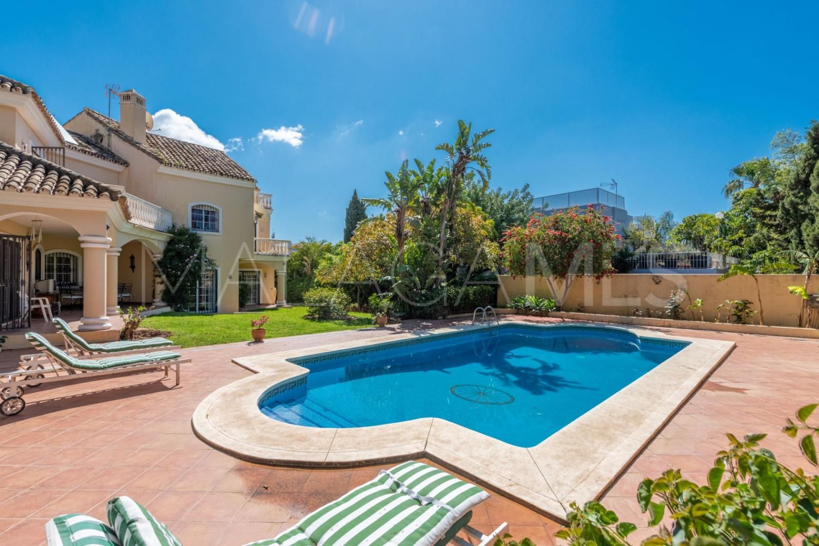 Villa for sale de 8 bedrooms in Marbella Ciudad