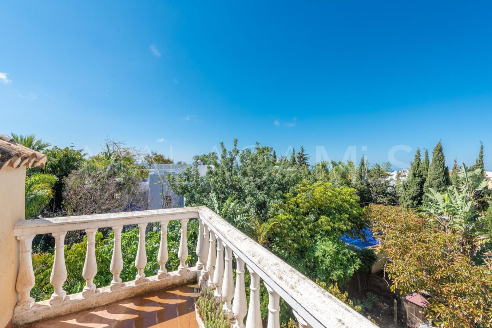 Villa for sale de 8 bedrooms in Marbella Ciudad
