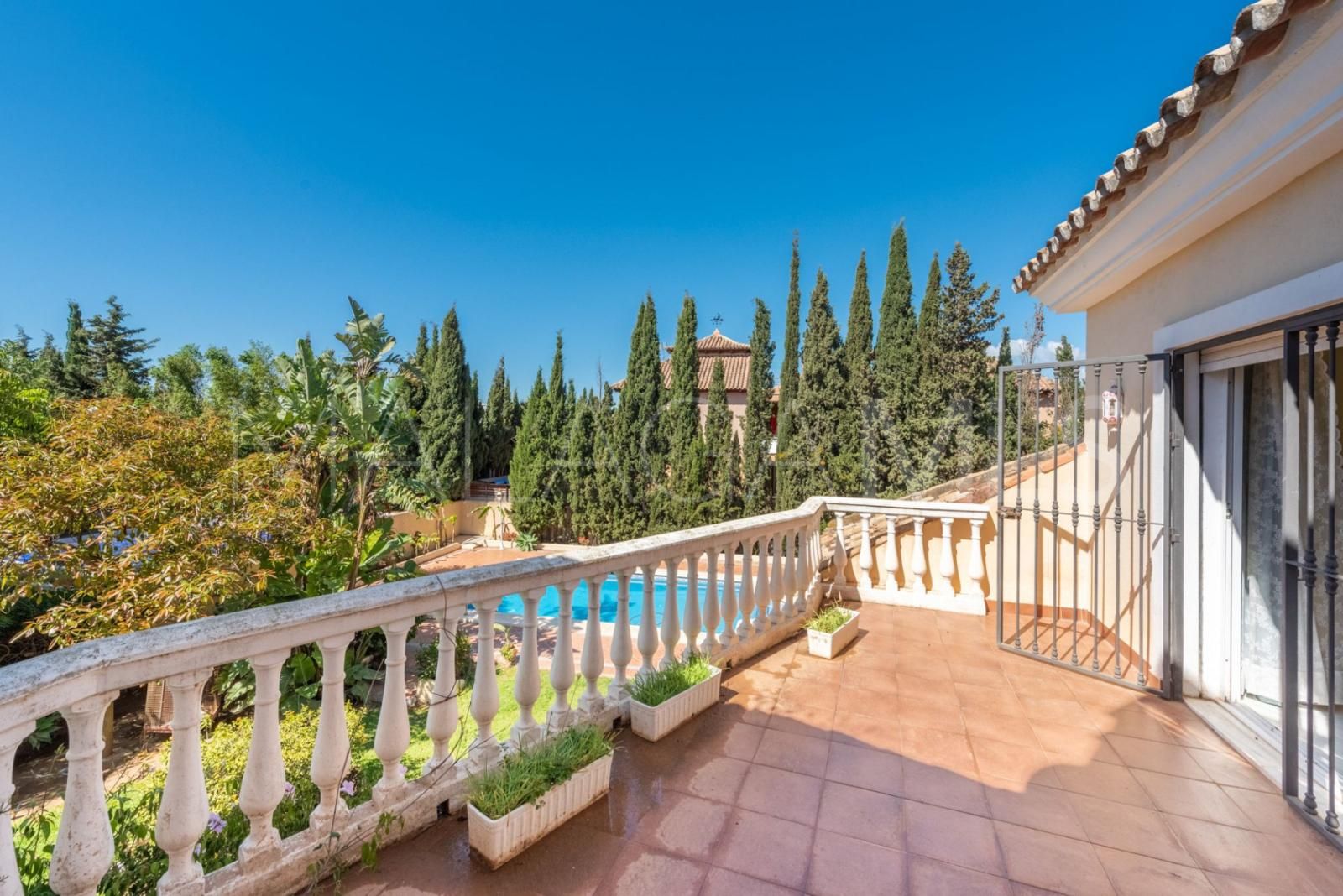 Villa for sale de 8 bedrooms in Marbella Ciudad