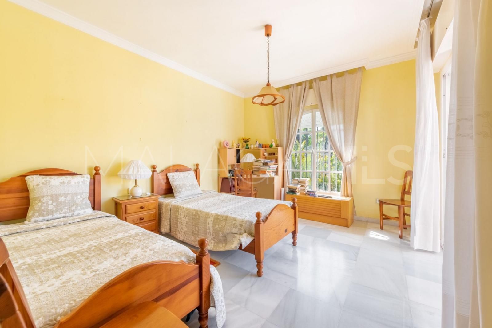Villa for sale de 8 bedrooms in Marbella Ciudad