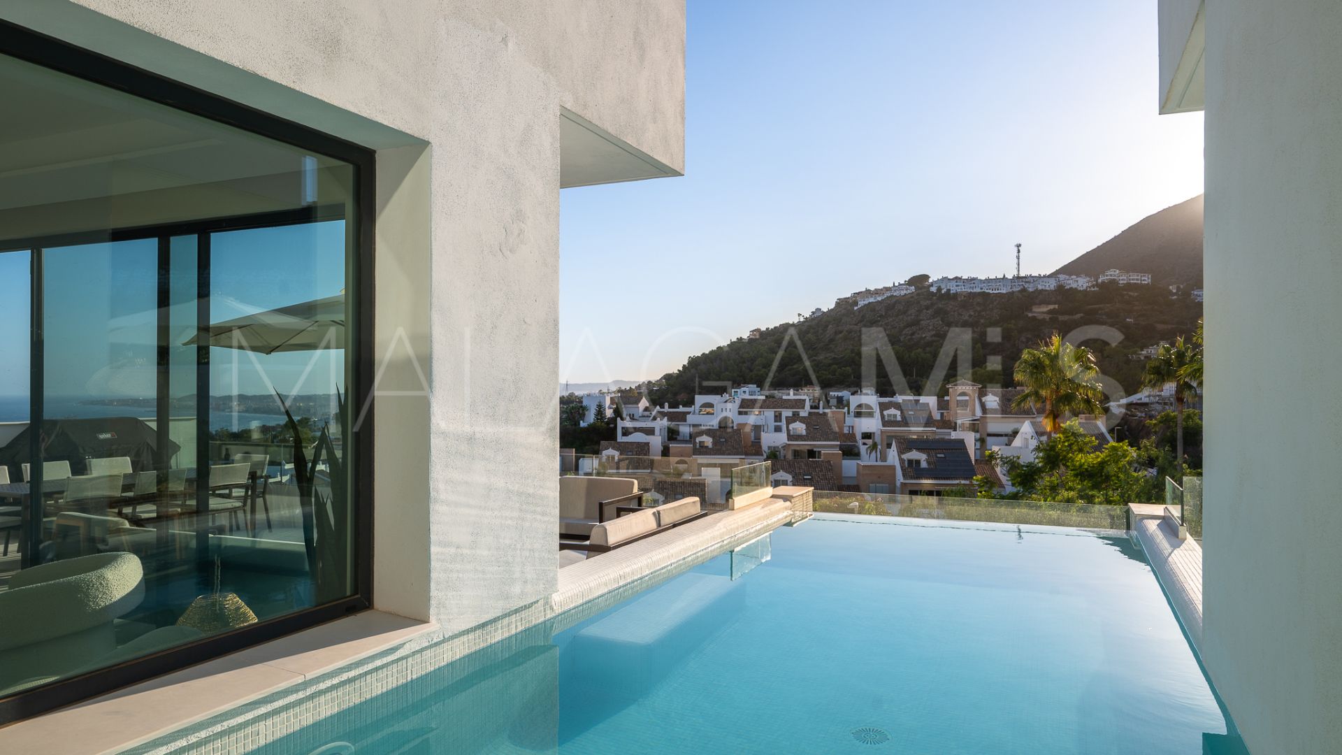 Einfamilienhaushälfte for sale in Benalmadena Costa