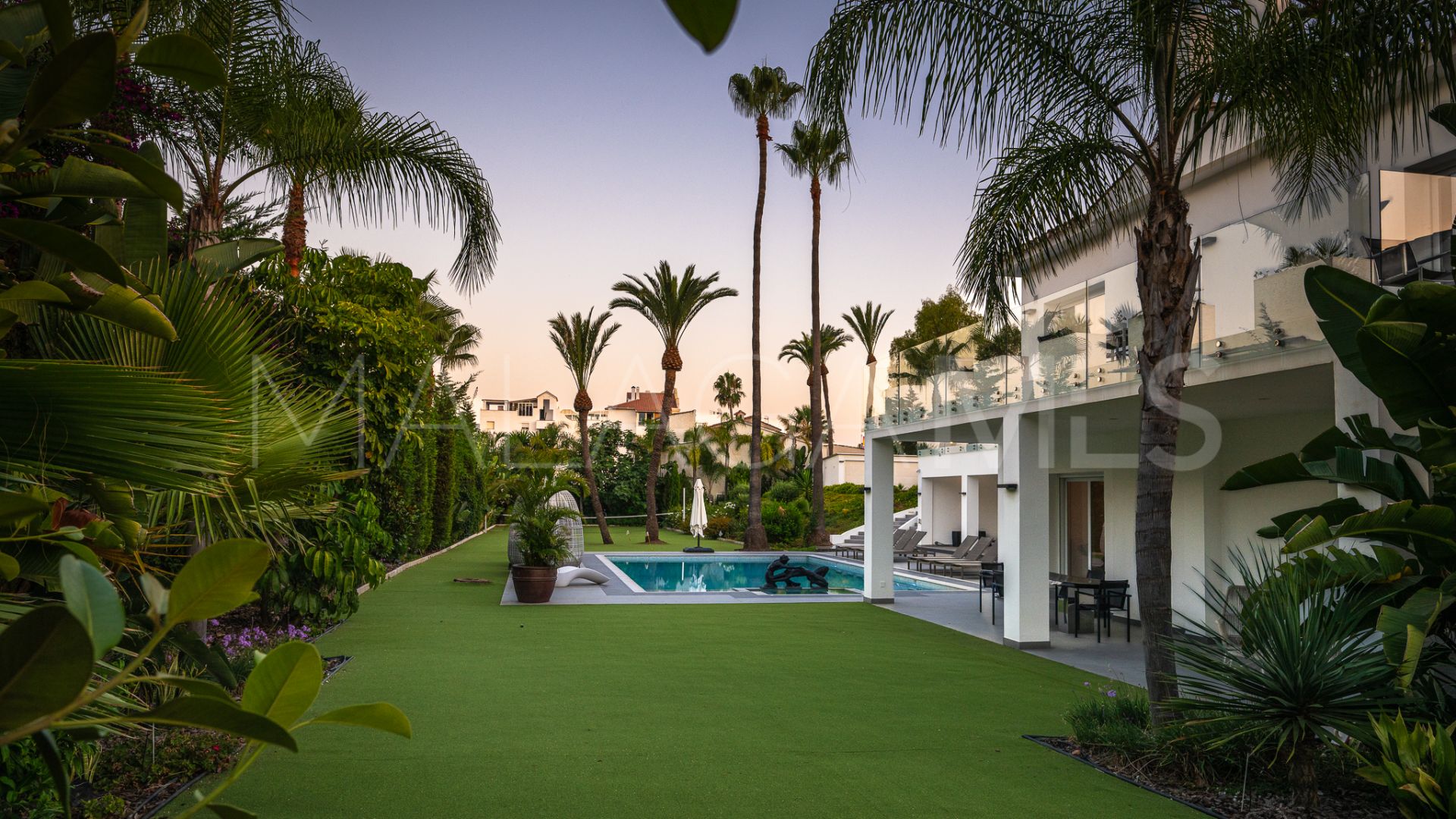 Villa for sale in Atalaya