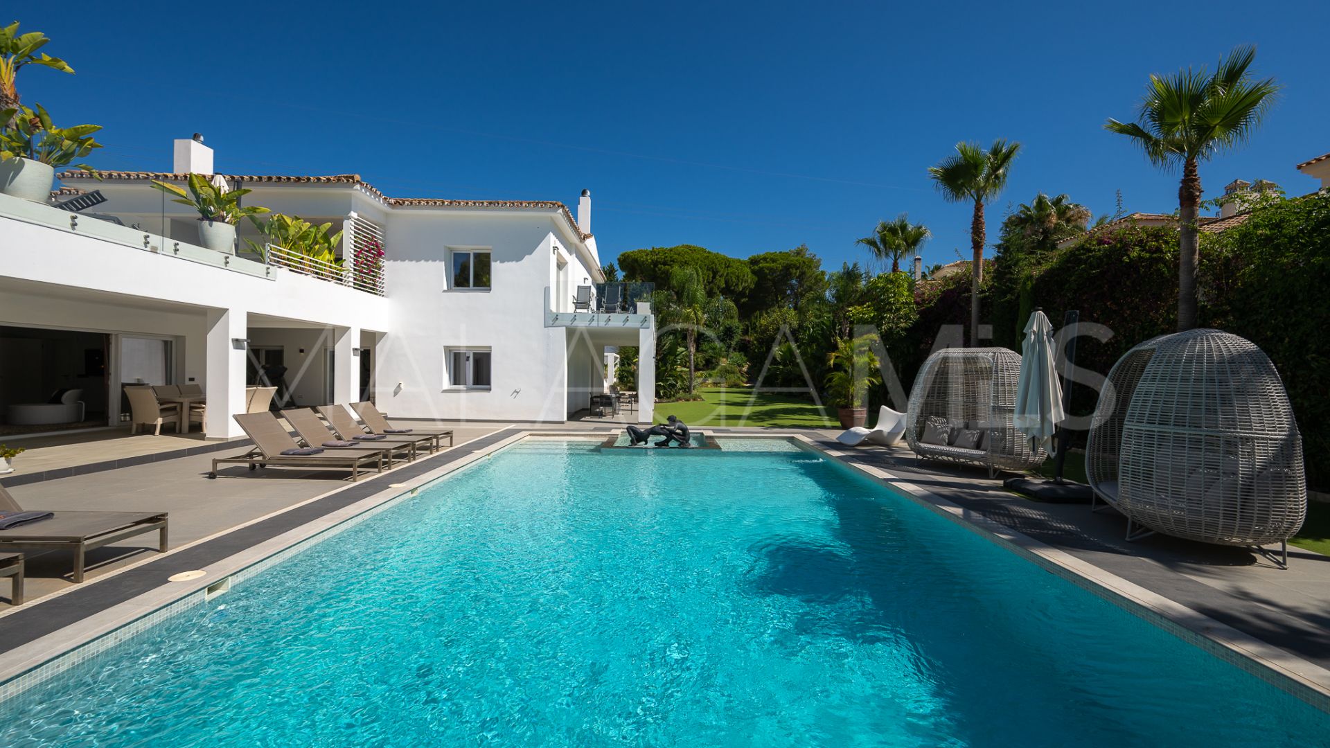 Villa for sale in Atalaya