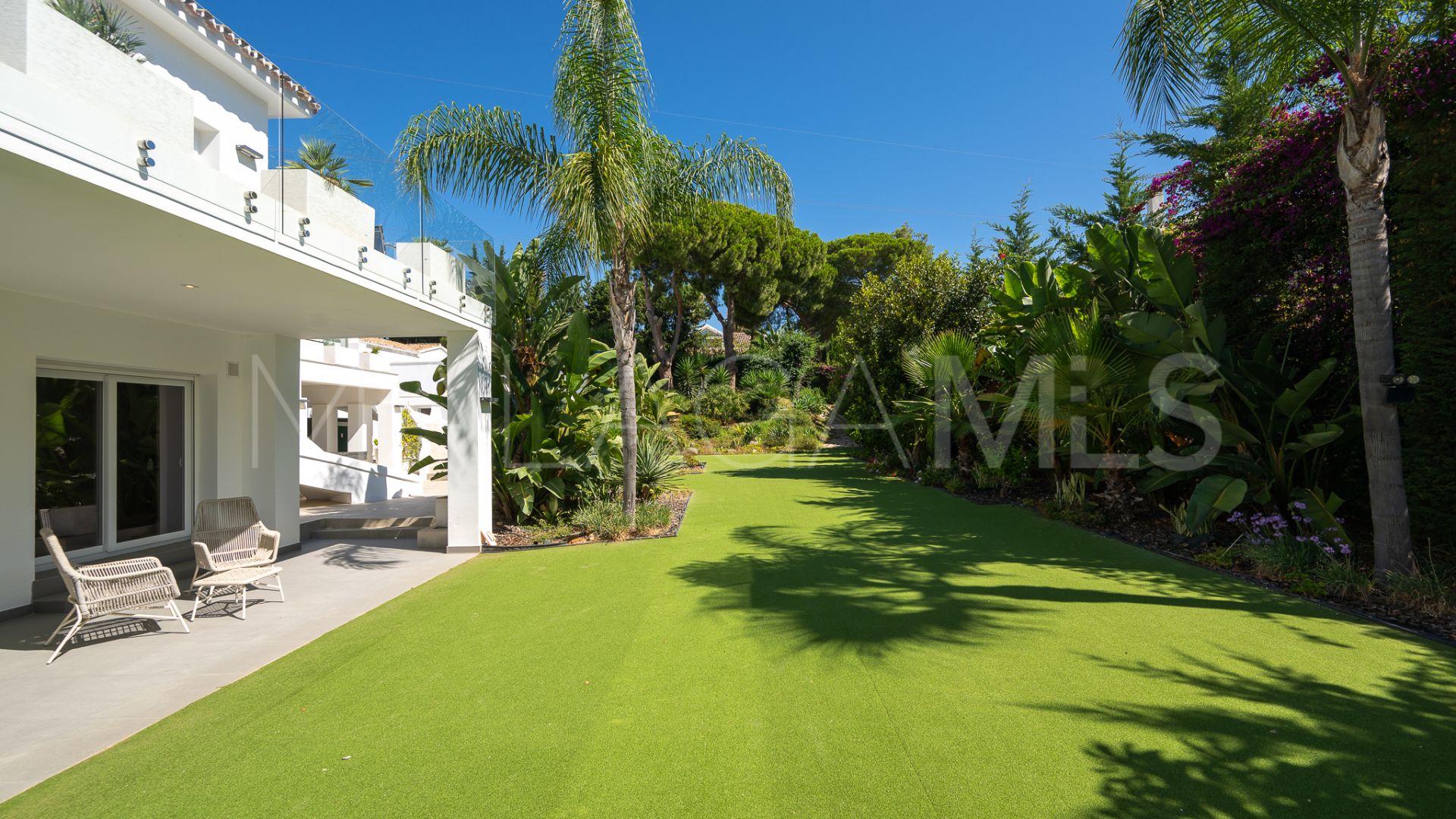 Villa for sale in Atalaya