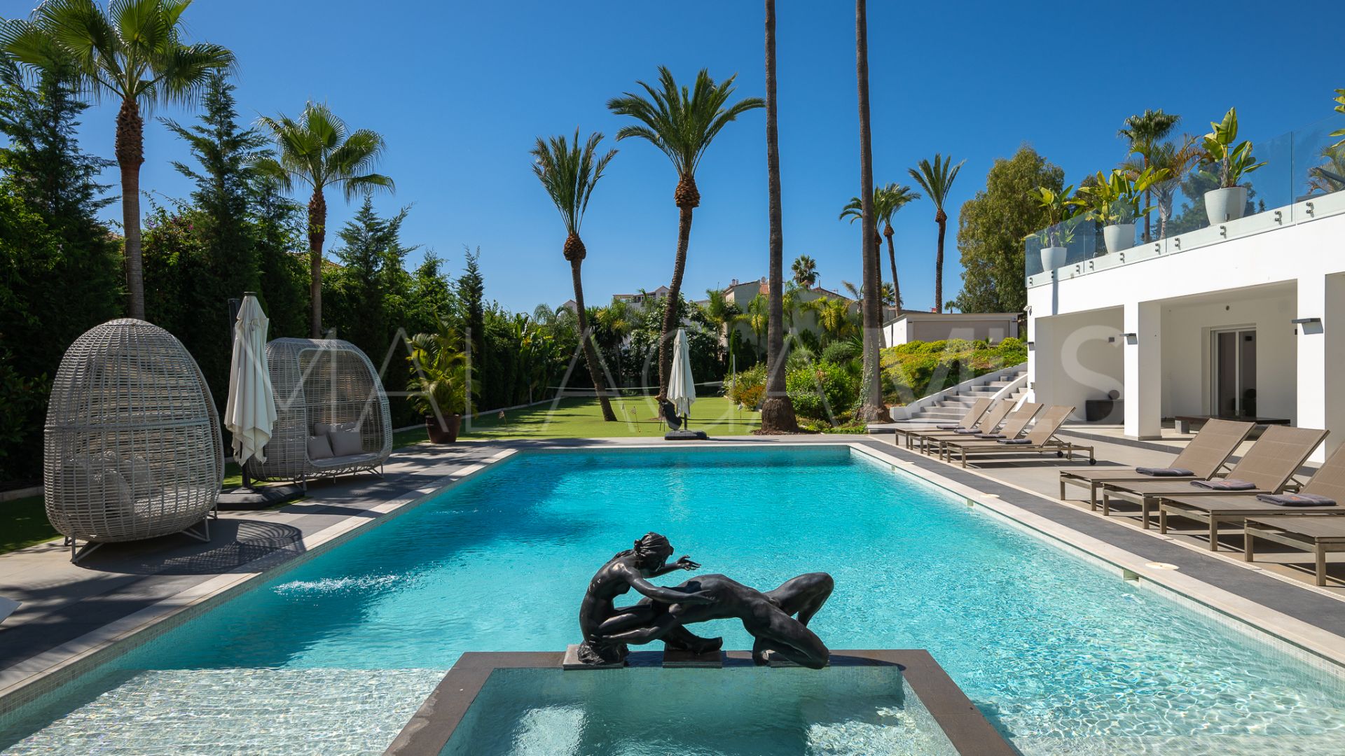 Villa for sale in Atalaya
