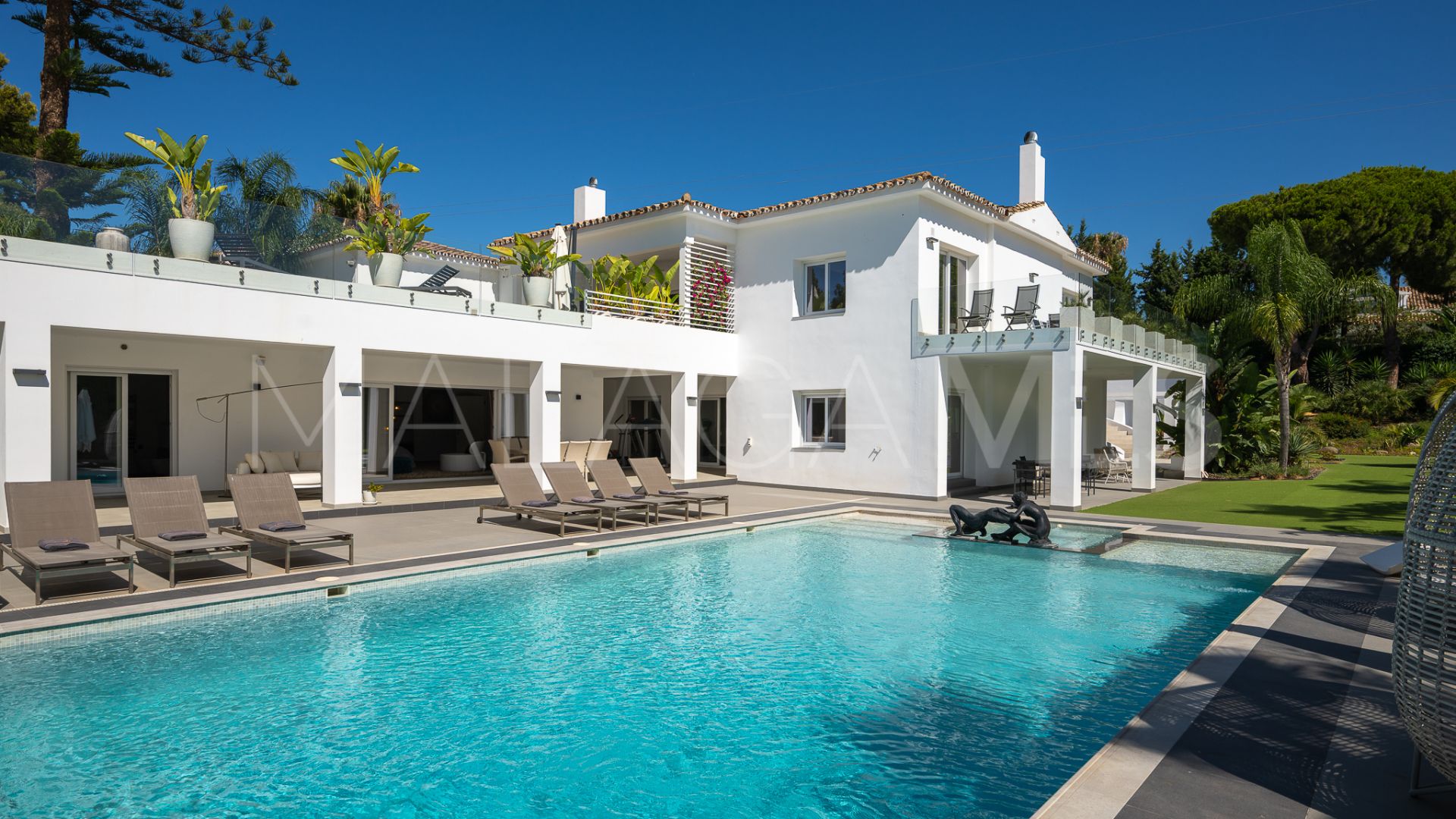 Villa for sale in Atalaya