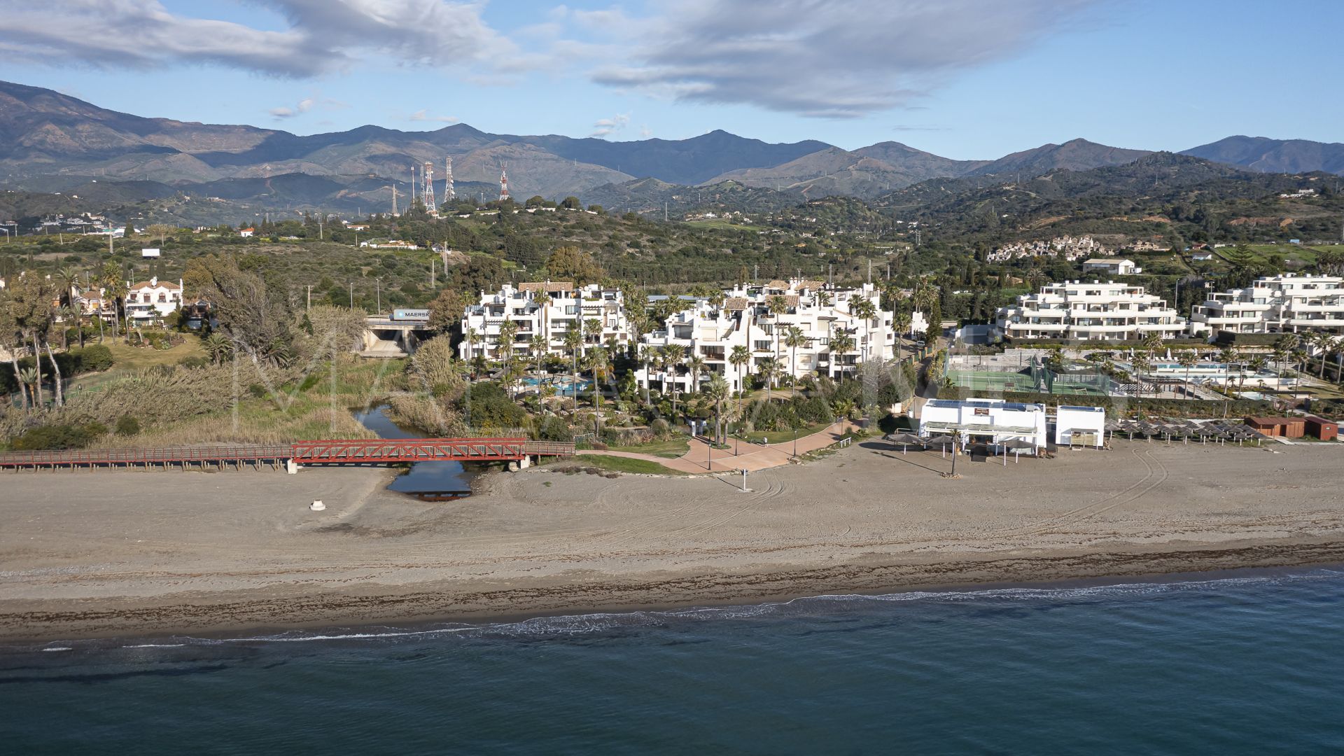 Se vende atico duplex with 3 bedrooms in Bahía del Velerín