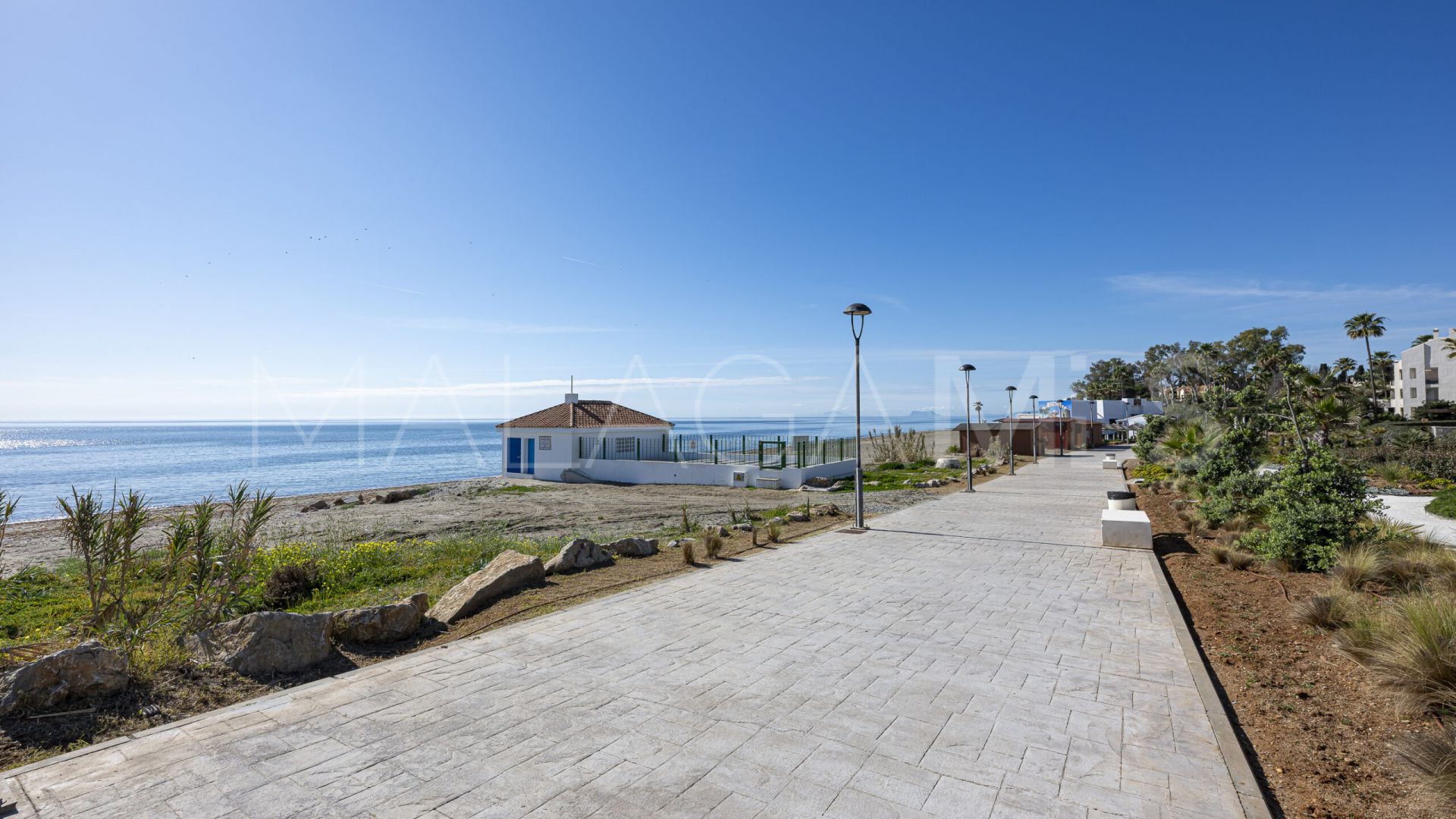 Se vende atico duplex with 3 bedrooms in Bahía del Velerín