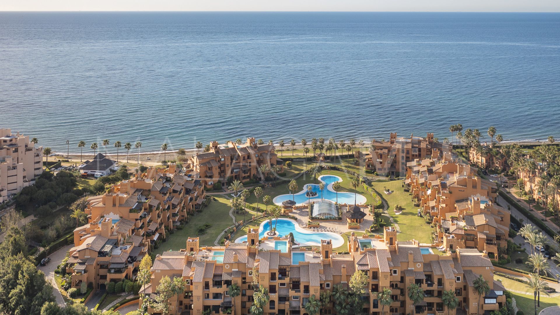 Apartamento planta baja a la venta in Los Granados del Mar with 4 bedrooms