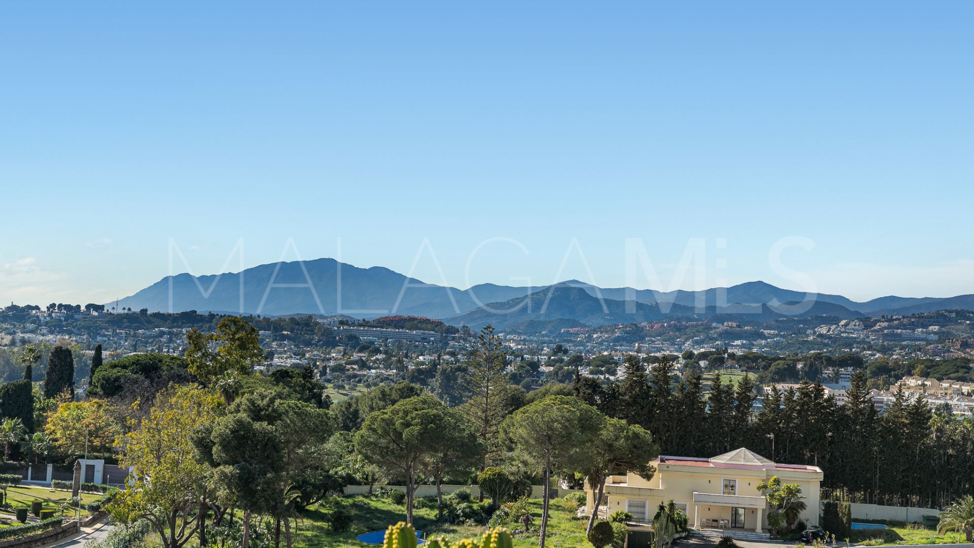 3 bedrooms apartment in Las Lomas del Marbella Club for sale