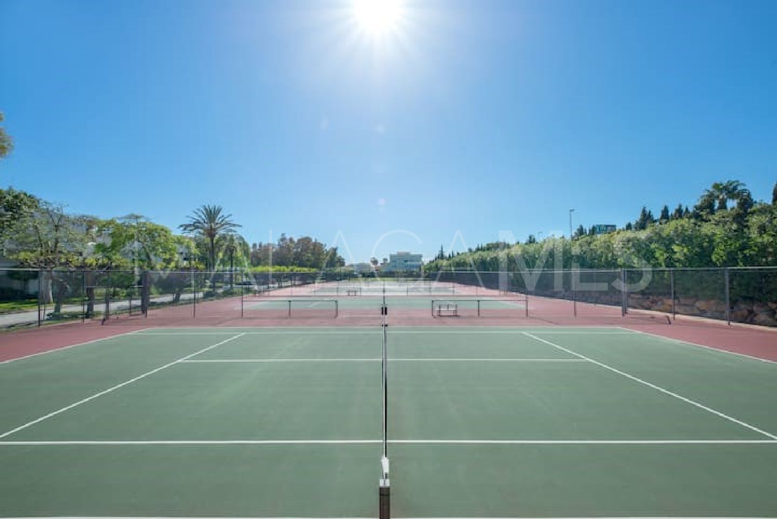 Appartement rez de chaussée for sale in Alcazaba Beach