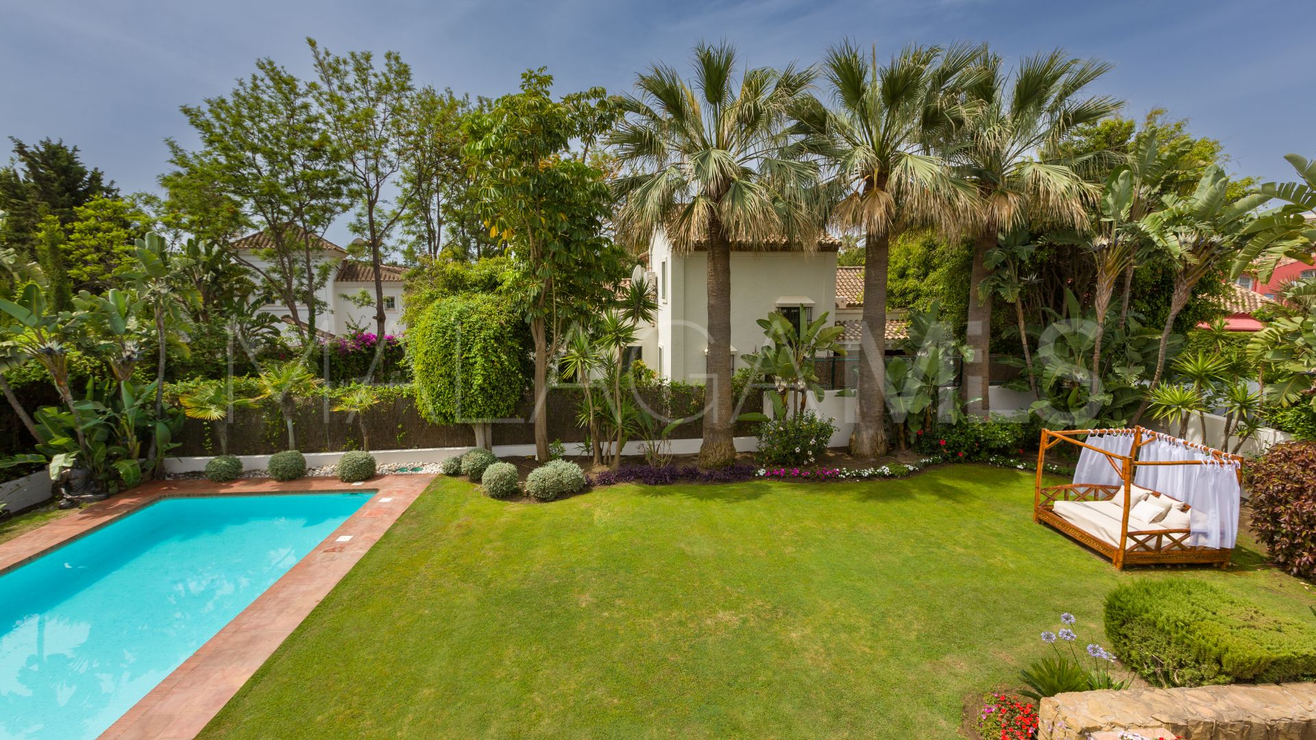 Villa for sale in Casasola with 6 bedrooms