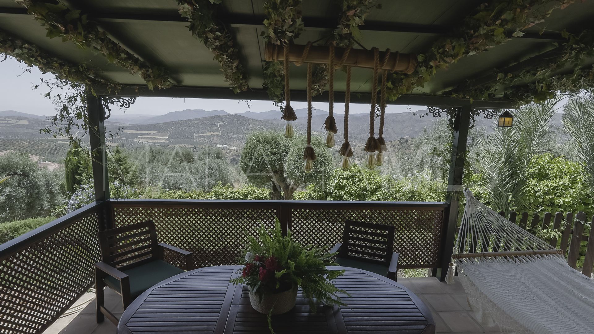 For sale 3 bedrooms country house in Riogordo