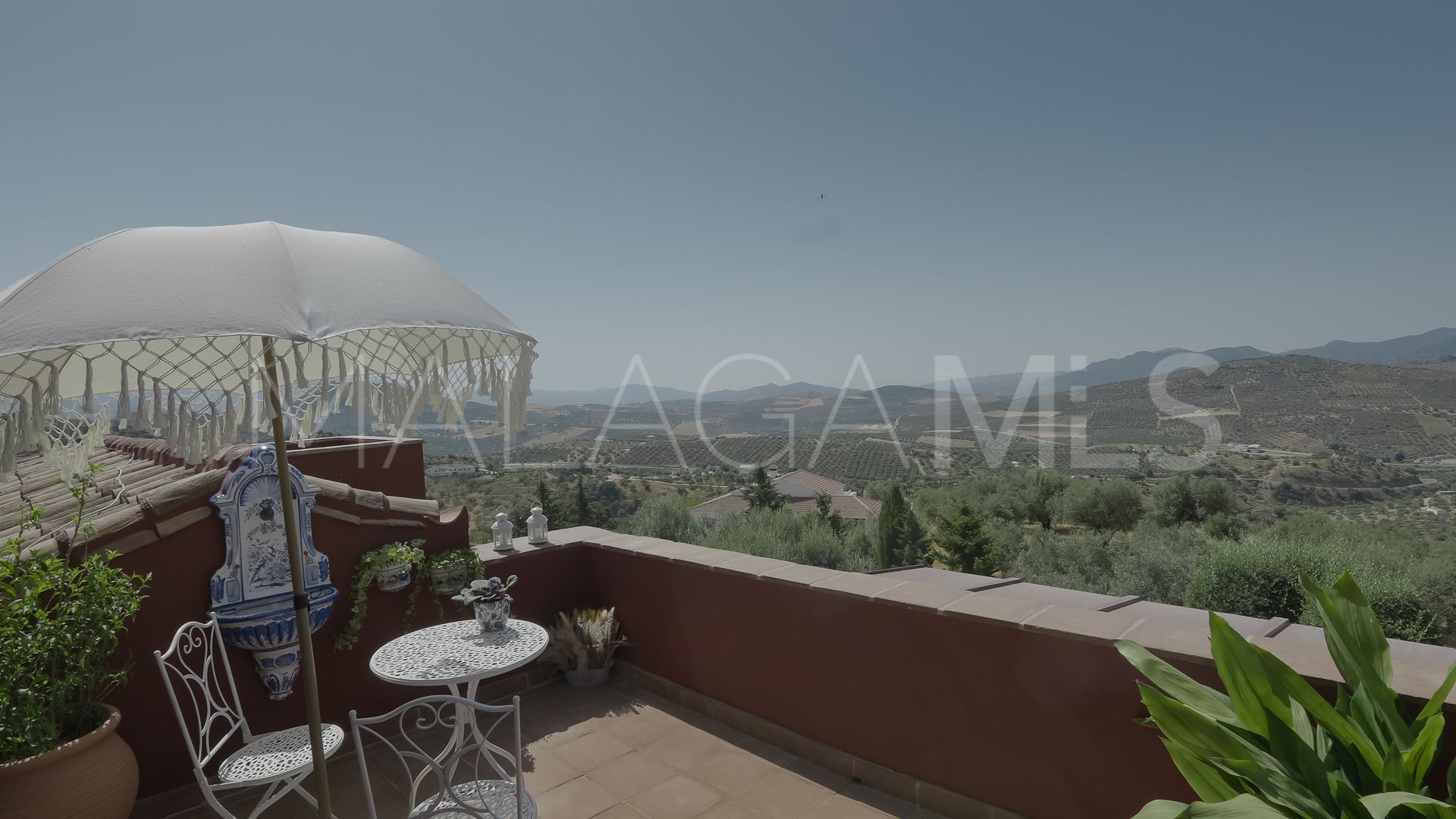 For sale 3 bedrooms country house in Riogordo