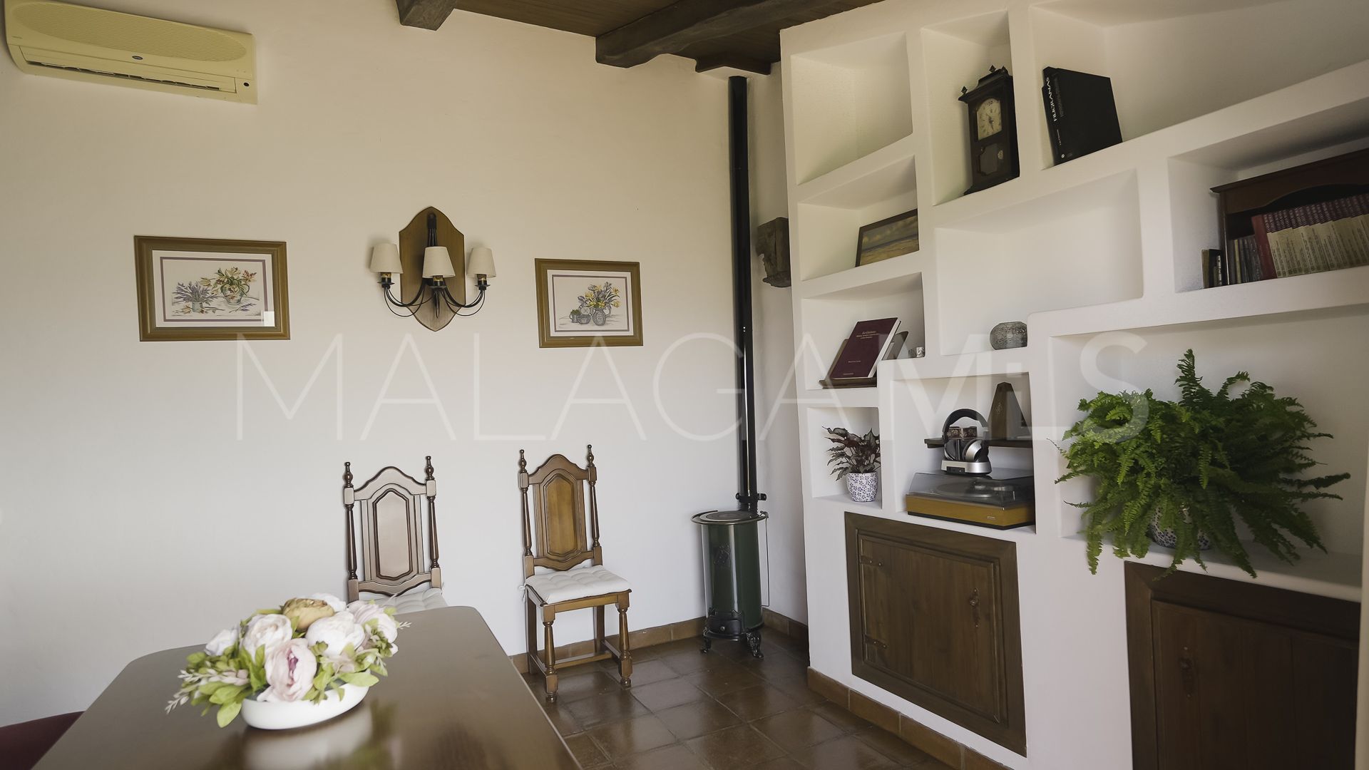 For sale 3 bedrooms country house in Riogordo