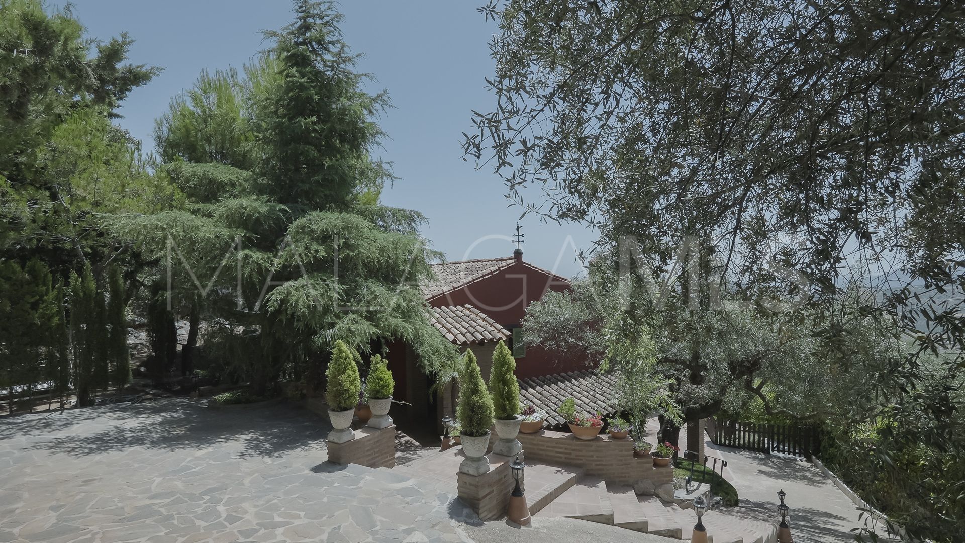 For sale 3 bedrooms country house in Riogordo