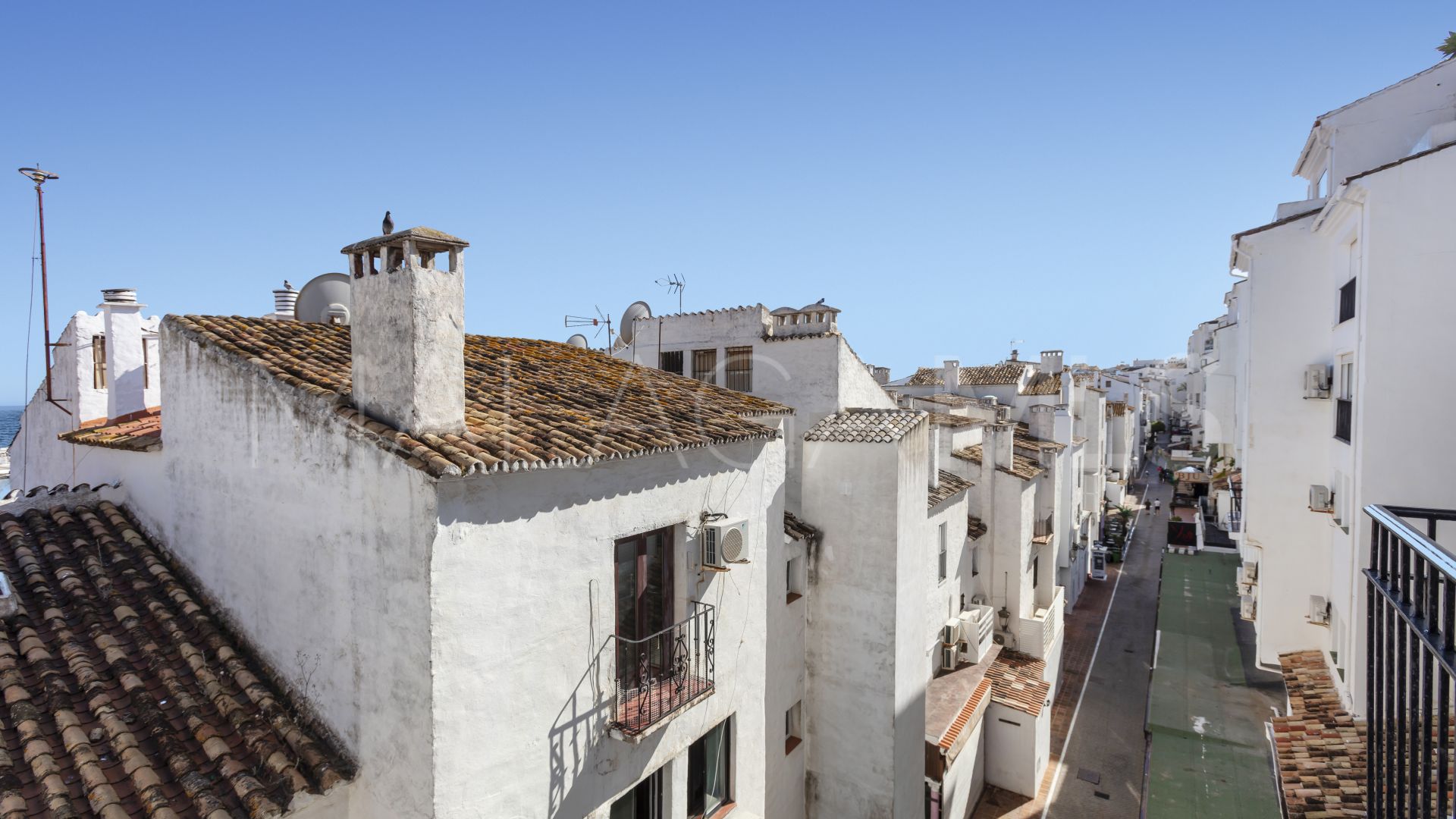 Lägenhet for sale in Marbella - Puerto Banus