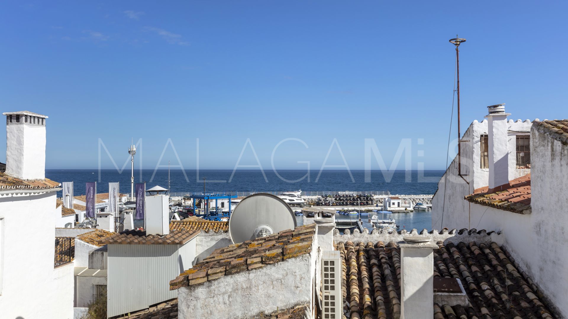 Lägenhet for sale in Marbella - Puerto Banus