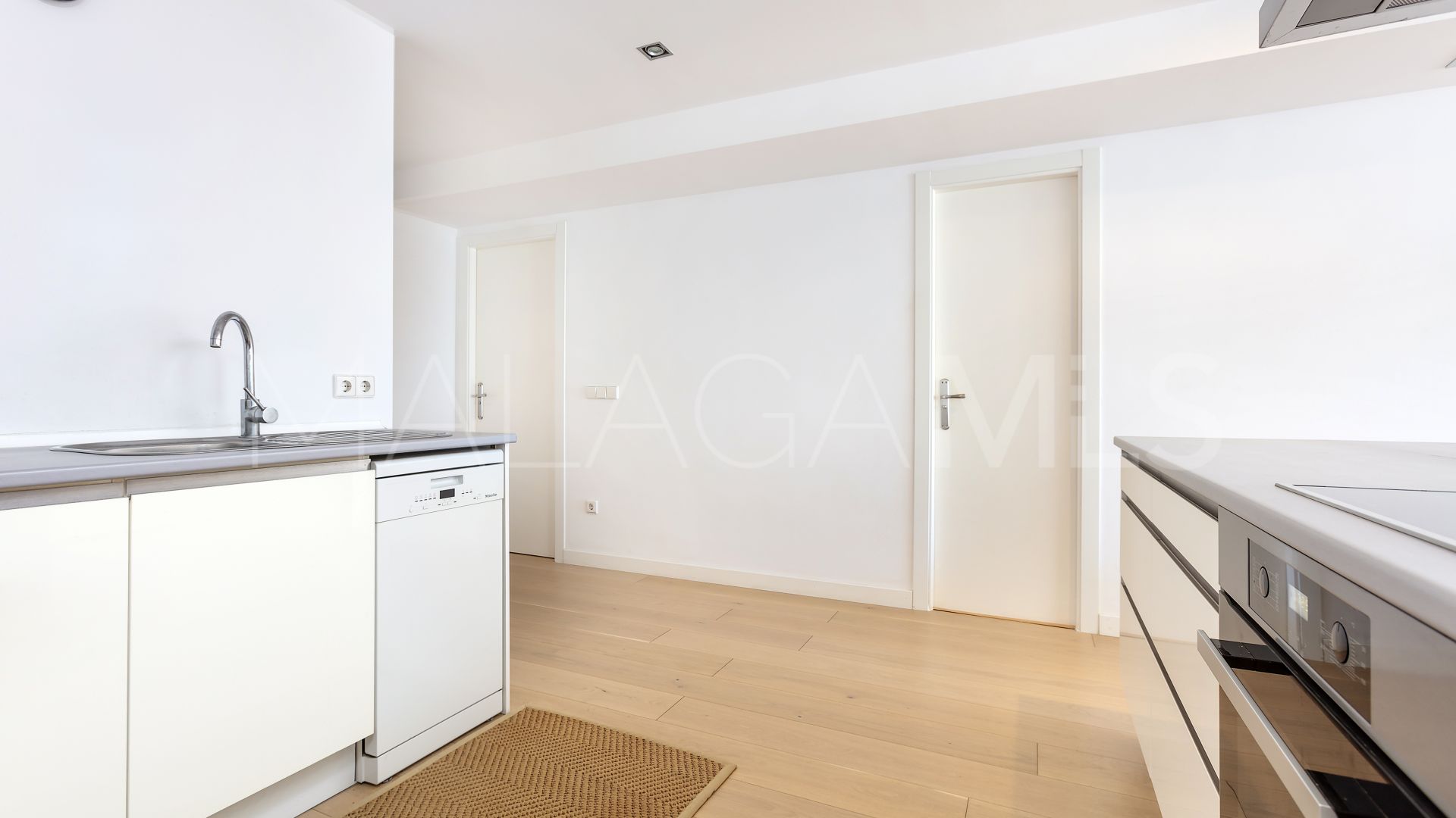 Lägenhet for sale in Marbella - Puerto Banus