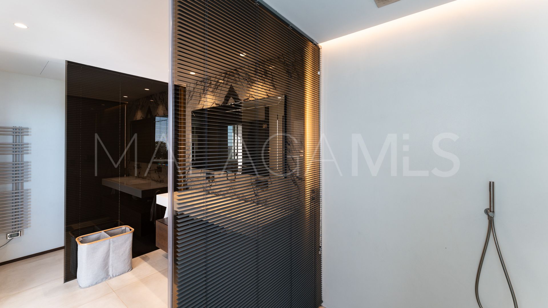 Villa for sale in Los Arqueros