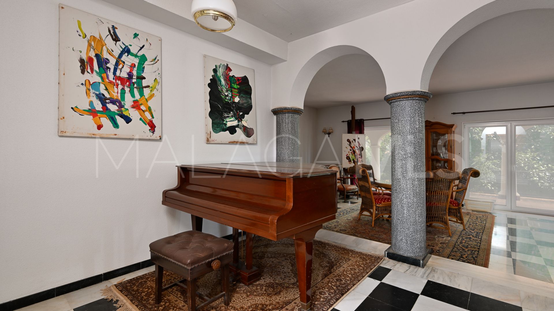 Villa for sale in Don Miguel