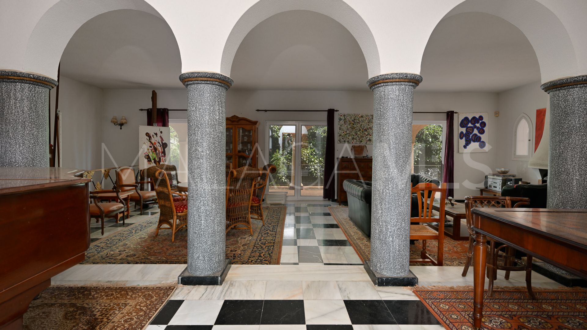 Villa for sale in Don Miguel