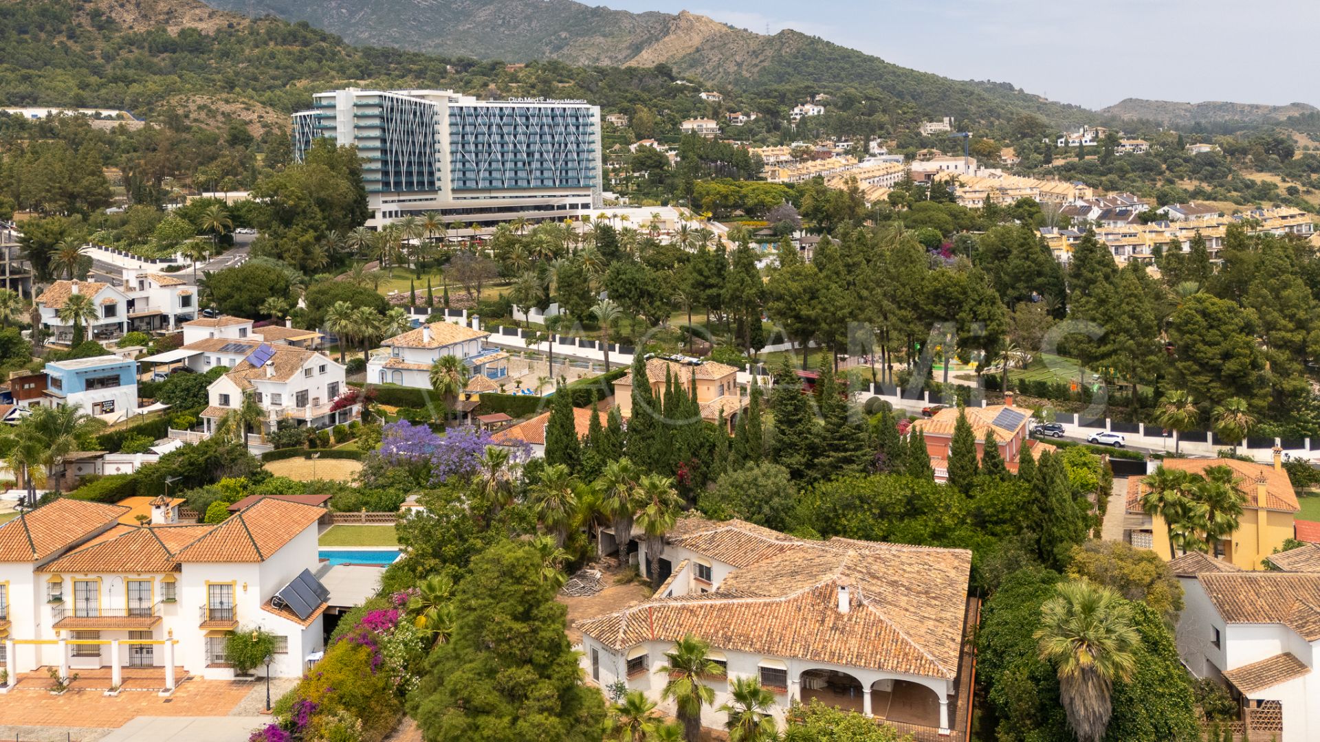 Villa for sale in Don Miguel