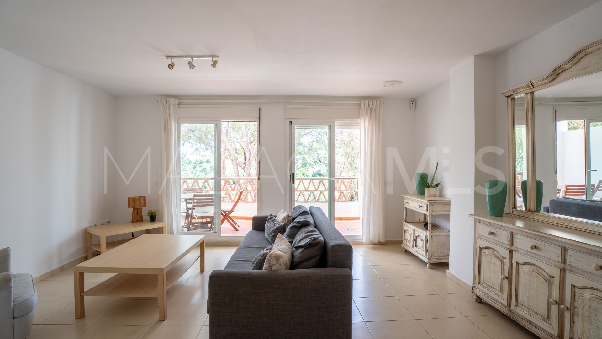 Apartamento for sale with 2 bedrooms in Torrequebrada