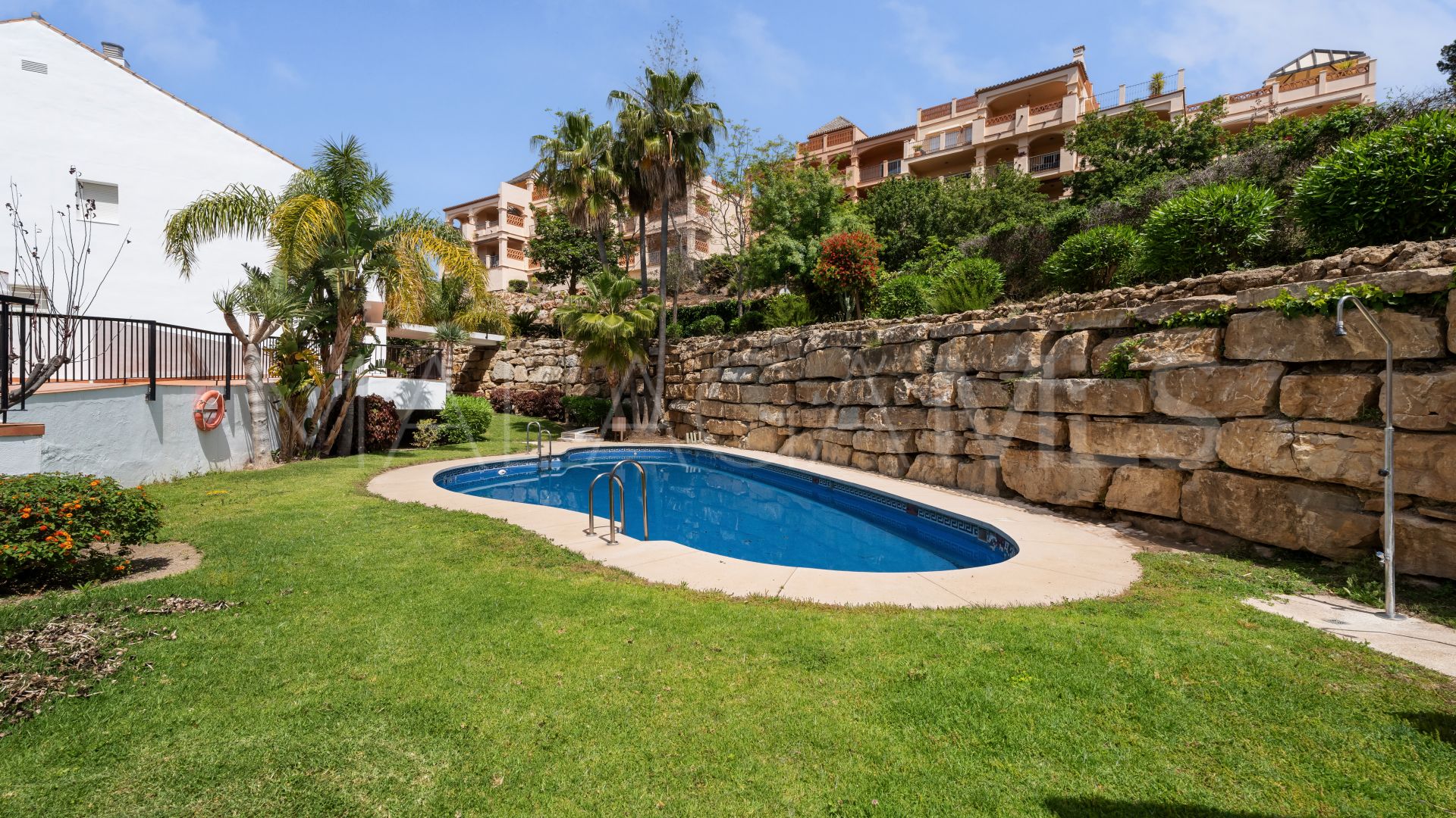 Apartamento for sale with 2 bedrooms in Torrequebrada