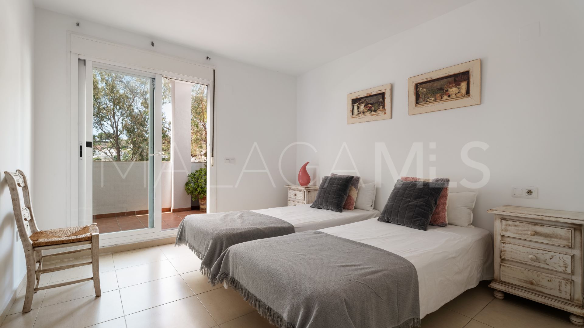 Apartamento for sale with 2 bedrooms in Torrequebrada
