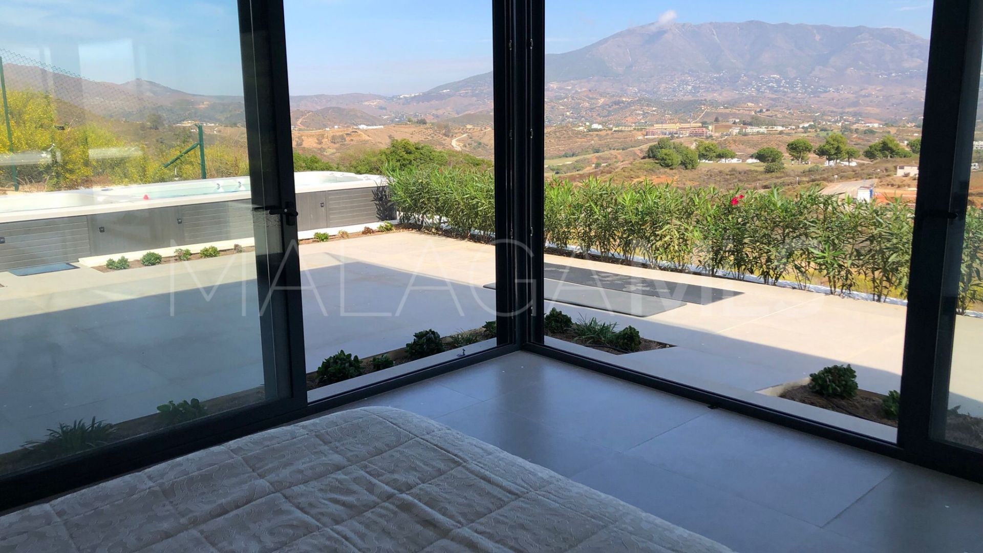 Villa for sale in Mijas Golf