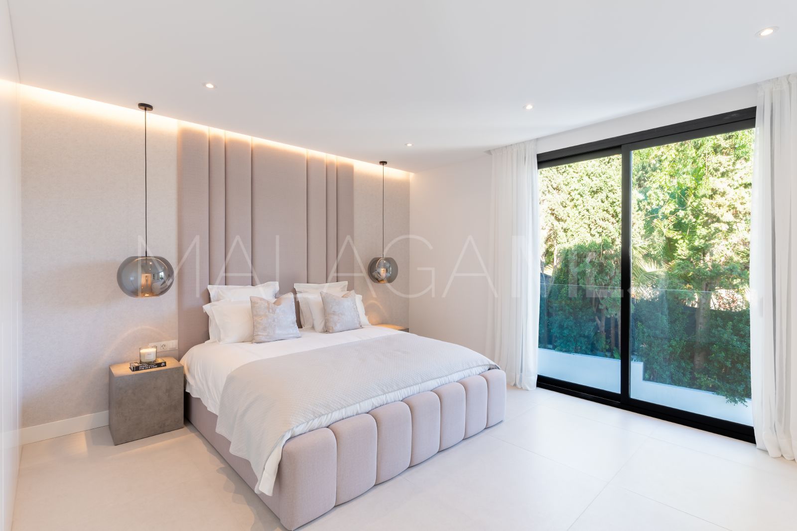 Villa for sale in Marbesa
