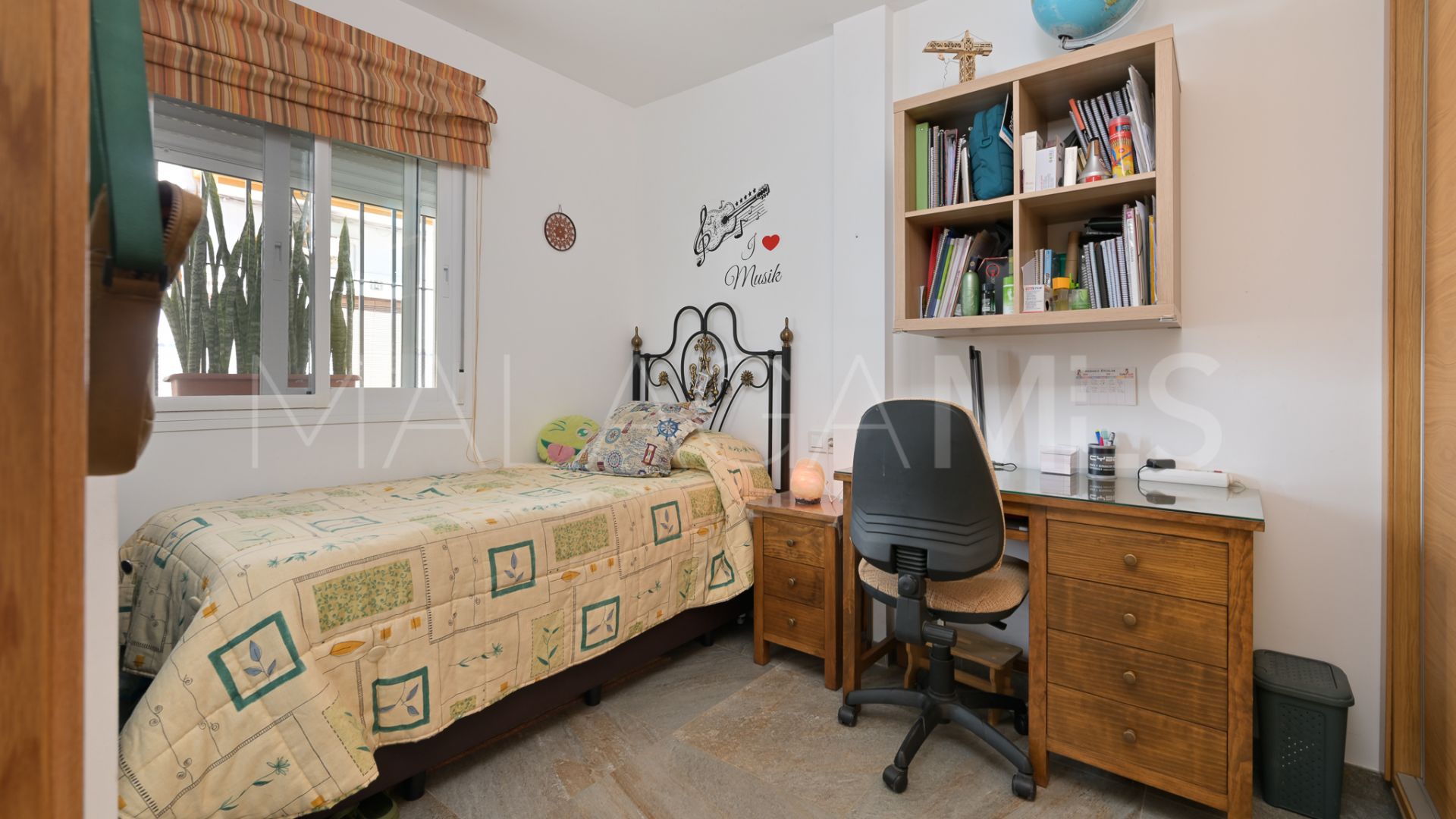 Maison for sale in Estepona Ville