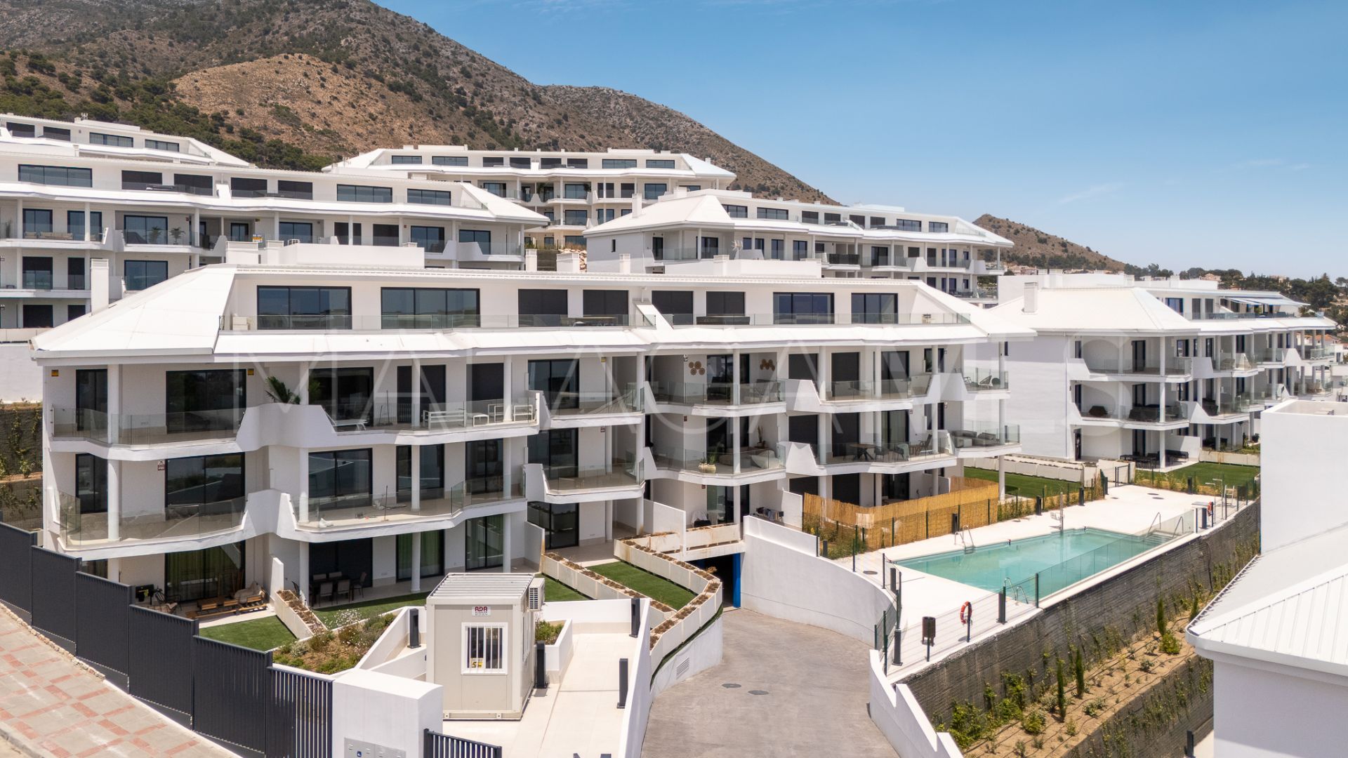 Fuengirola, apartamento planta baja with 3 bedrooms for sale