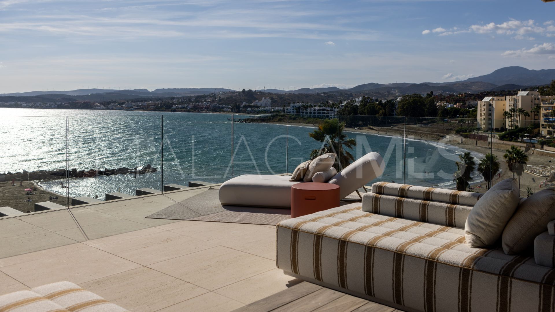 Apartamento for sale with 2 bedrooms in Estepona Puerto