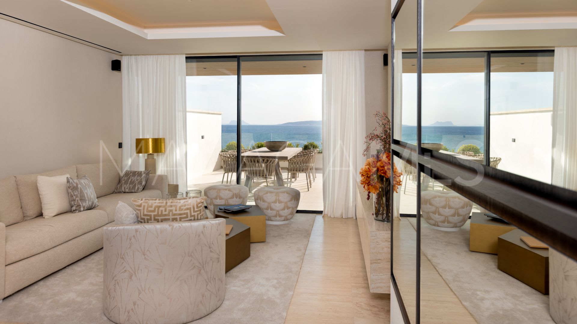 Apartamento for sale with 2 bedrooms in Estepona Puerto