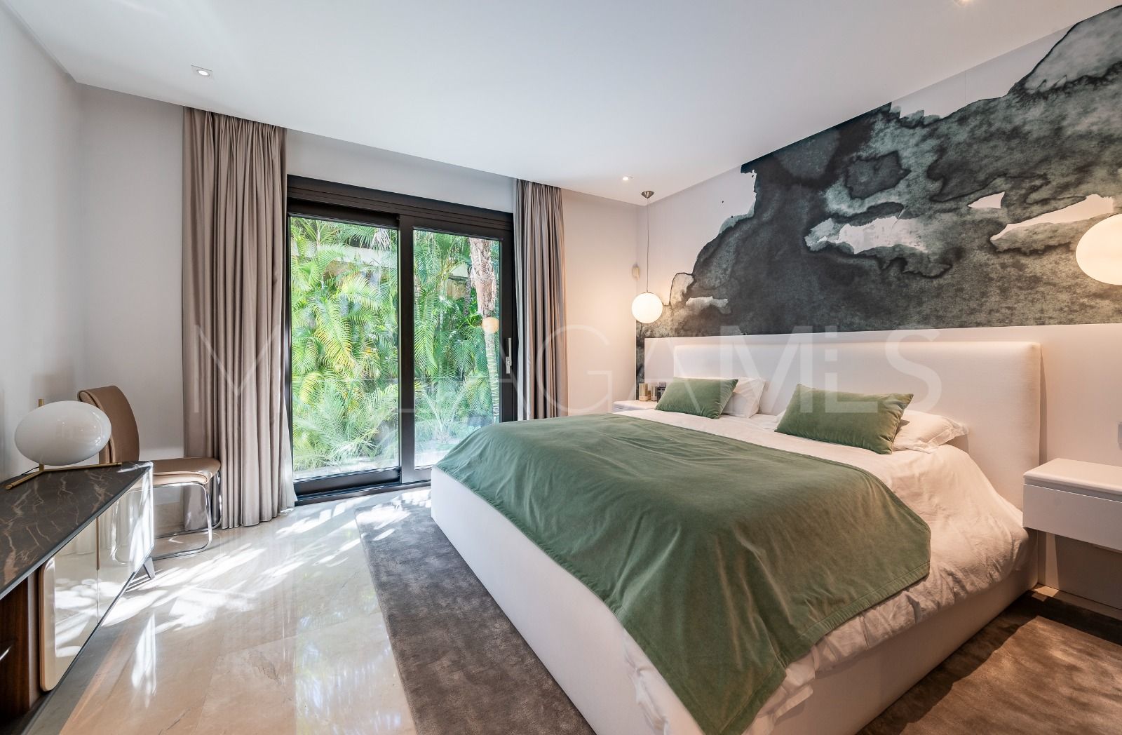 Villa de 6 bedrooms for sale in Los Flamingos Golf