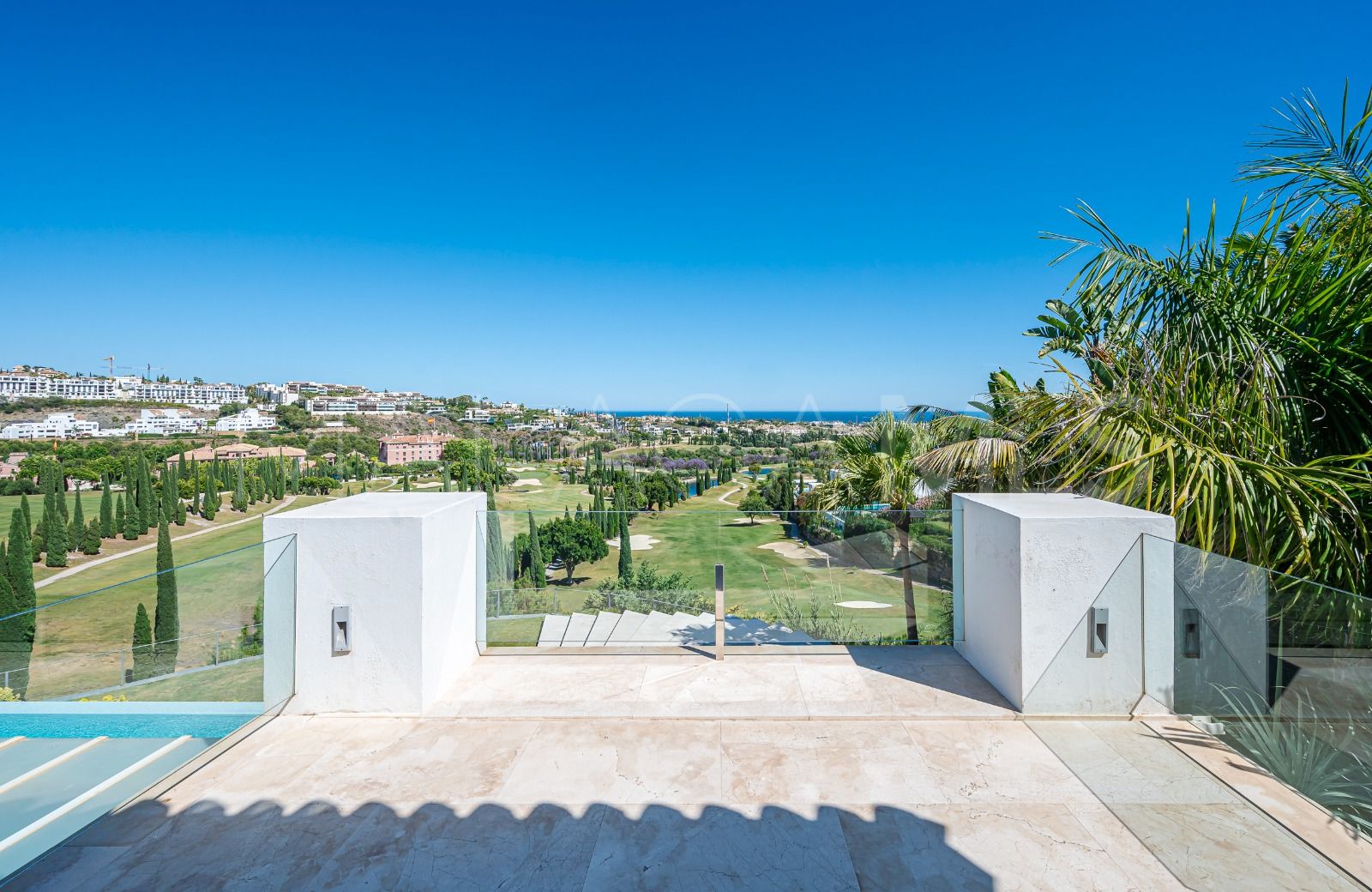Villa de 6 bedrooms for sale in Los Flamingos Golf