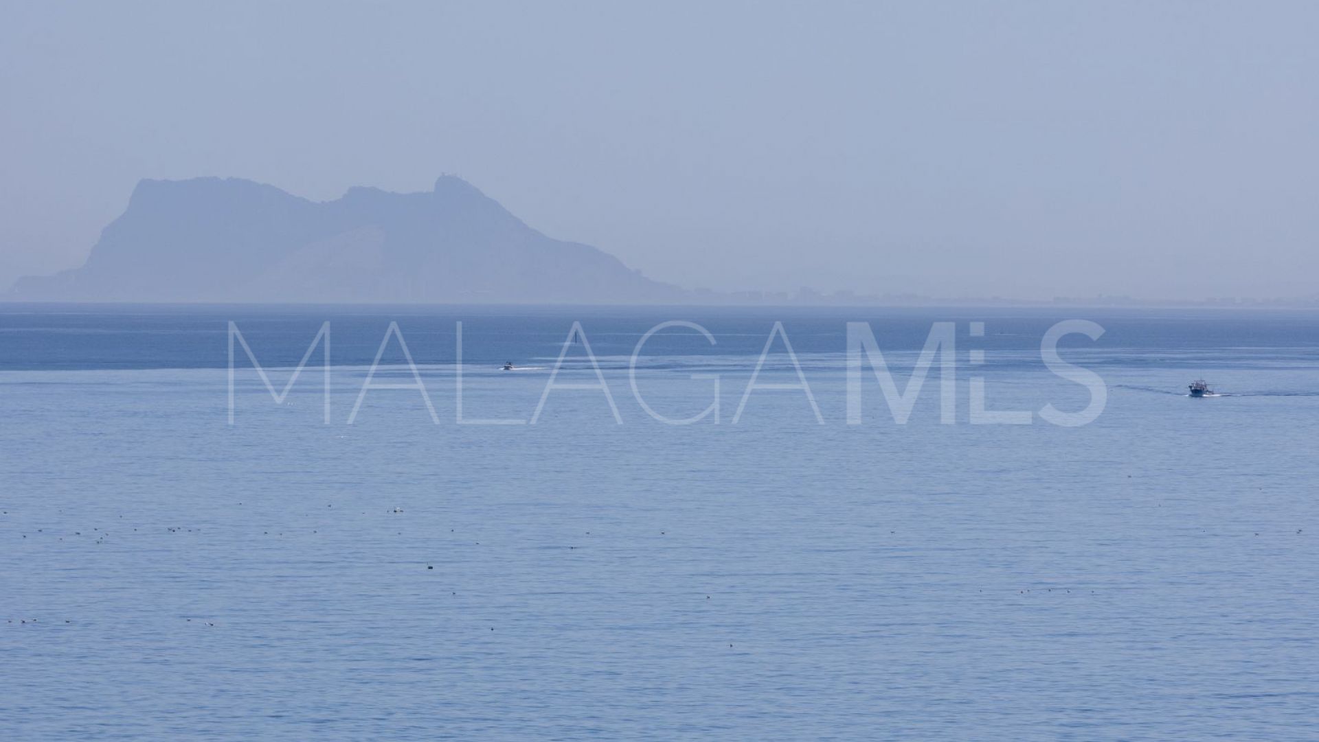Duplex penthouse for sale in Estepona Puerto