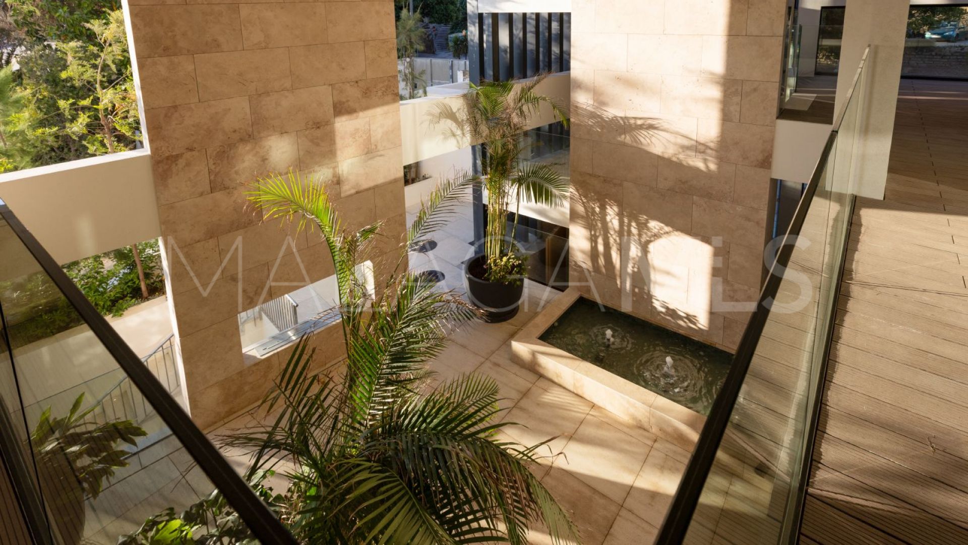 Duplex penthouse for sale in Estepona Puerto