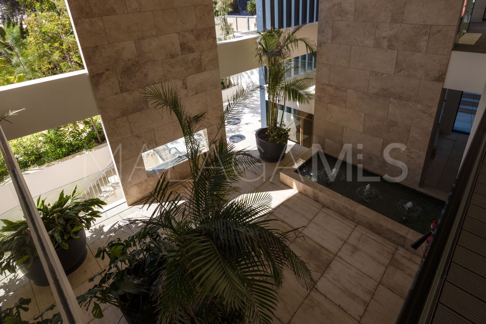 Duplex penthouse for sale in Estepona Puerto