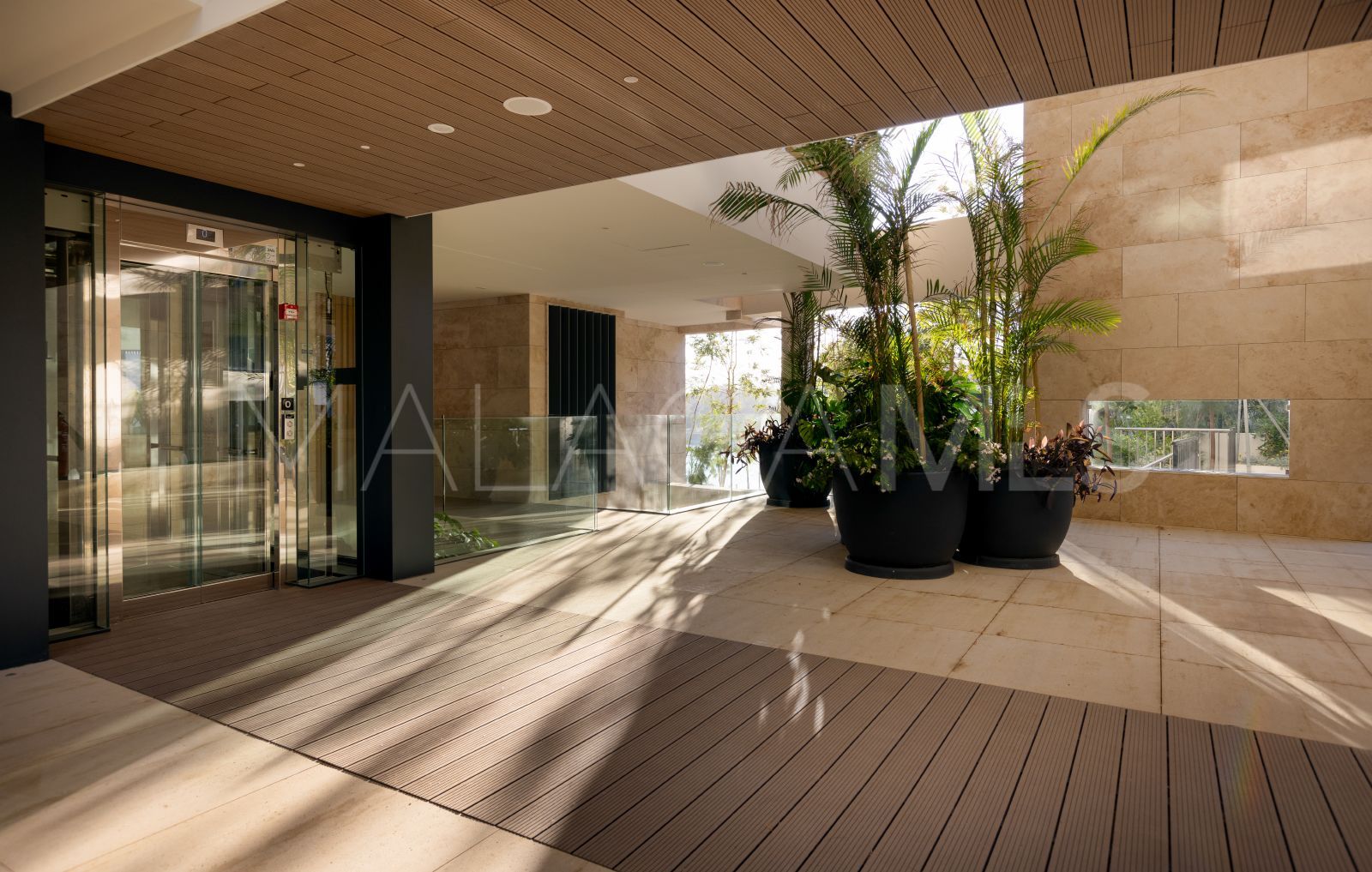 Duplex penthouse for sale in Estepona Puerto